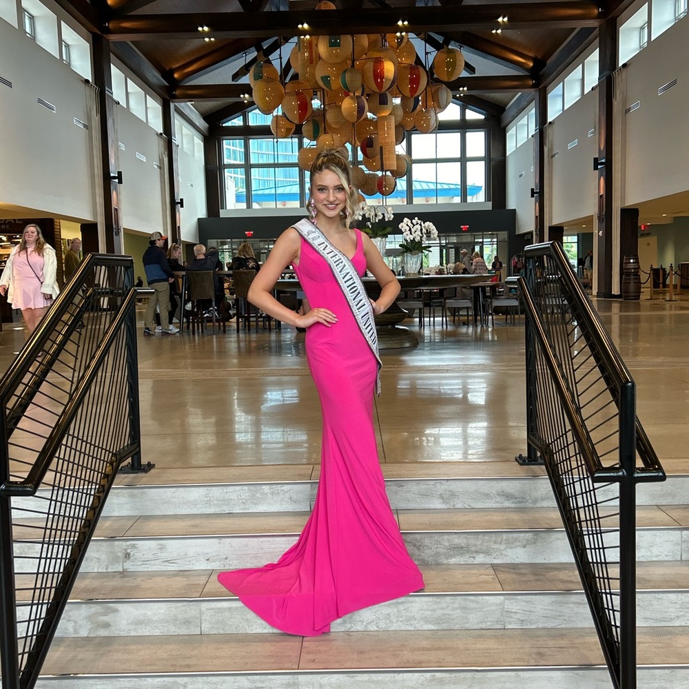 Sherri Hill Jersey gown